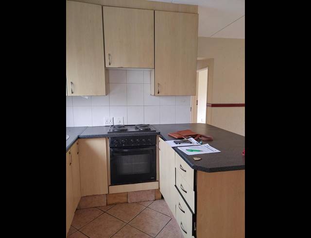 2 BEDROOM PROPERTY TO RENT IN DALPARK EXT 1
